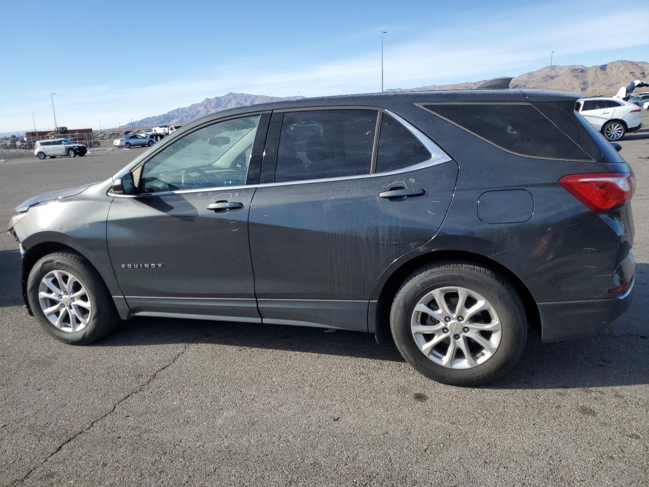 2020 Chevrolet Equinox VIN 2GNAXUEV3L6103671 Copart auction photo, front end / side damage thumbnail 2