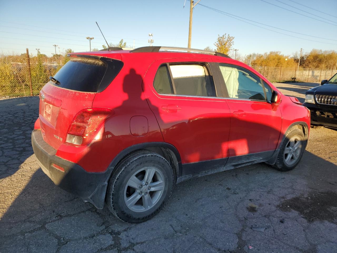 2016 Chevrolet Trax VIN KL7CJLSB3GB753981 Copart auction photo, front end / minor dent/scratches damage thumbnail 3