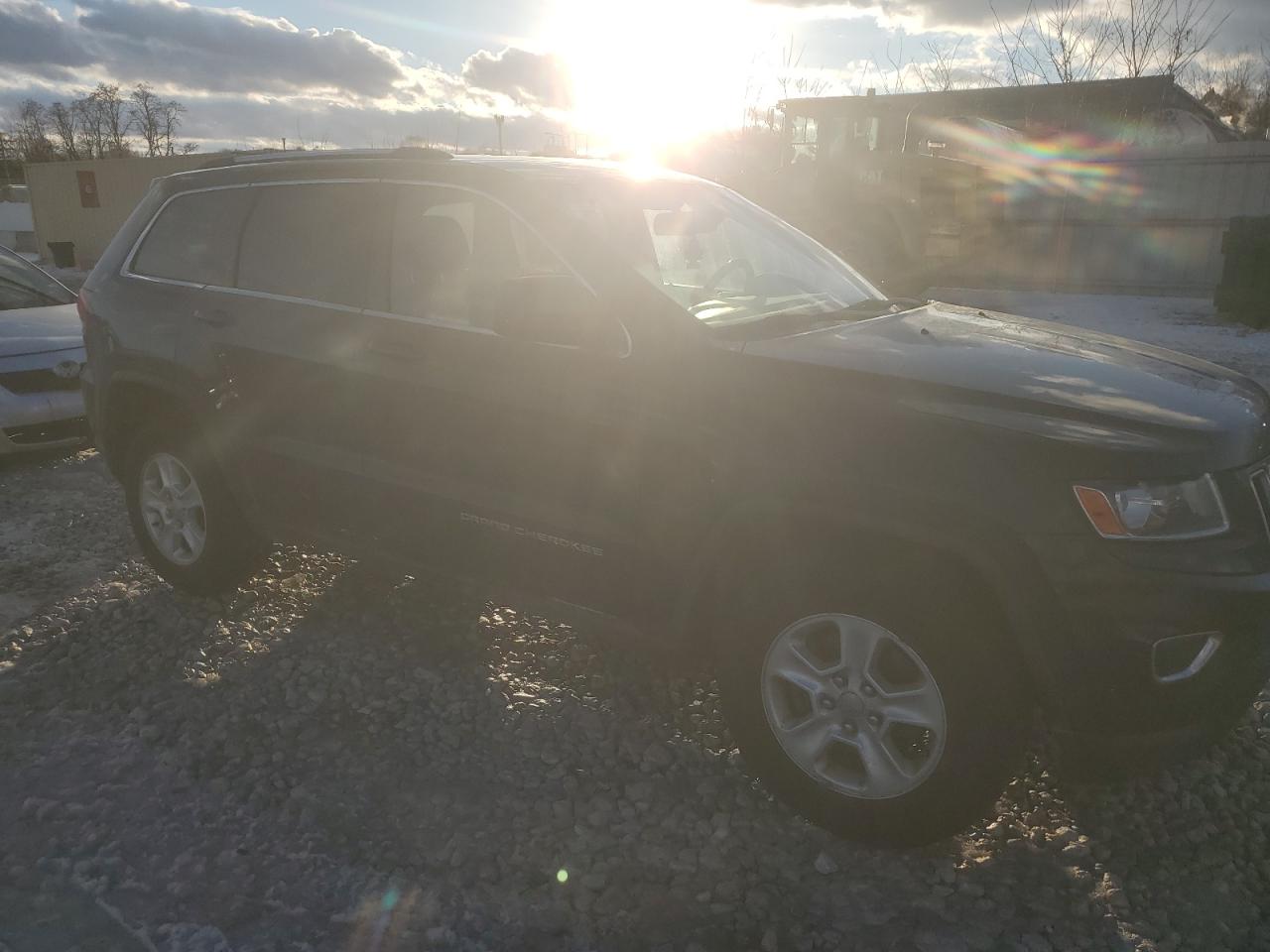 2014 Jeep Grand Cherokee VIN 1C4RJFAG3EC182978 Copart auction photo, front end / side damage thumbnail 4