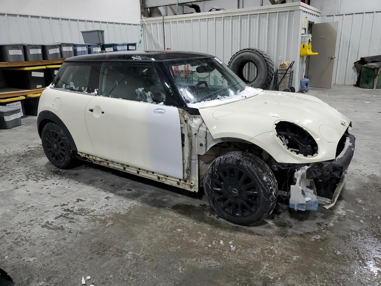 2017 MINI Cooper VIN WMWXP5C5XH2D16326 Copart auction photo, front end / rejected repair damage thumbnail 4