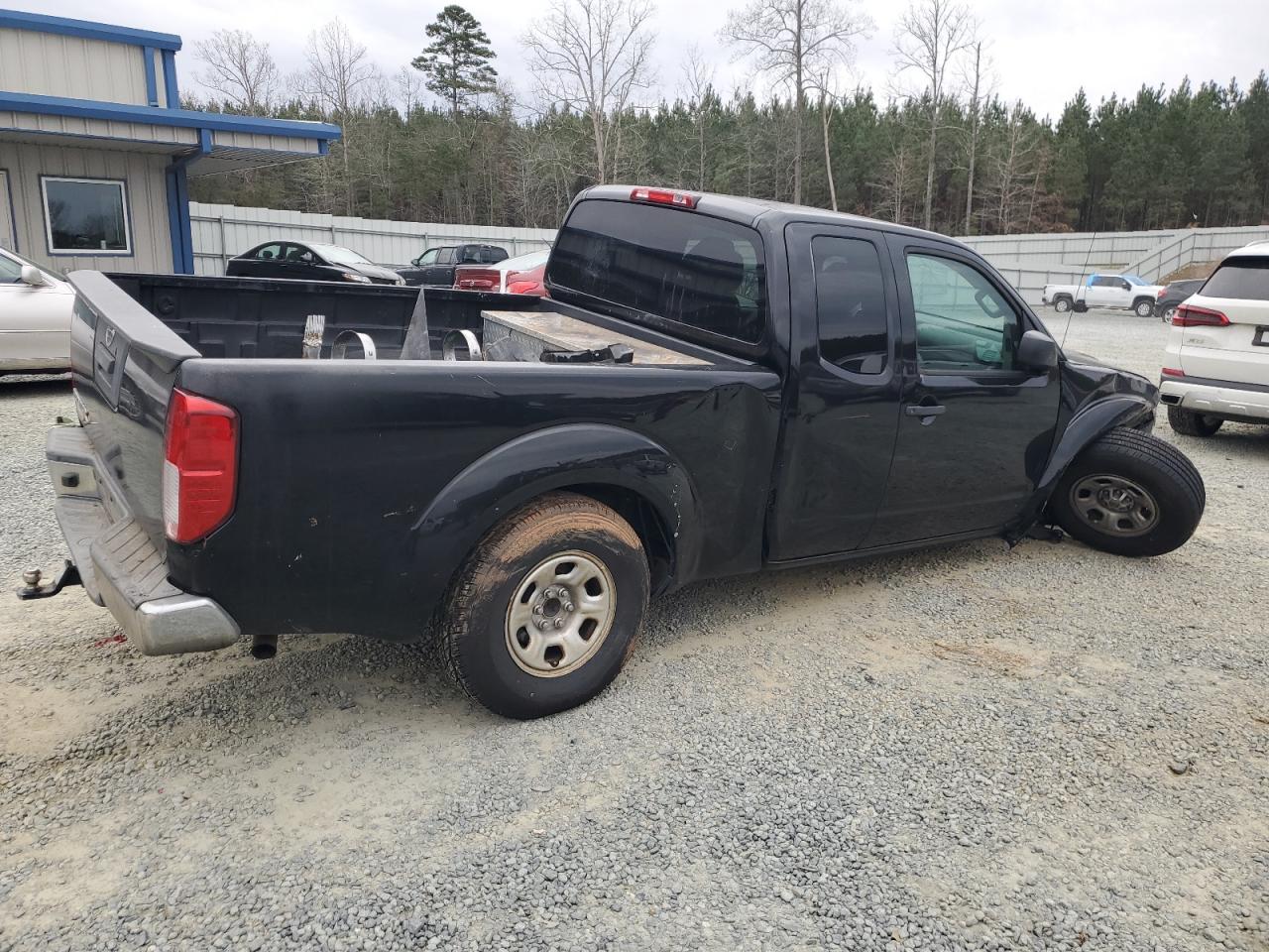 2016 Nissan Navara (Frontier) VIN 1N6BD0CT8GN763669 Copart auction photo, all over damage thumbnail 3