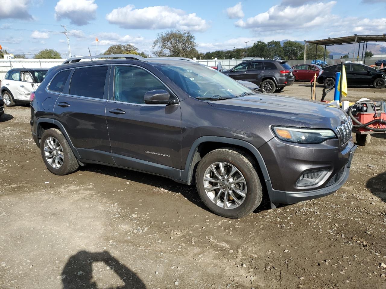 2019 Jeep Grand Cherokee VIN 1C4PJLLB2KD312889 Copart auction photo, rear end damage thumbnail 4