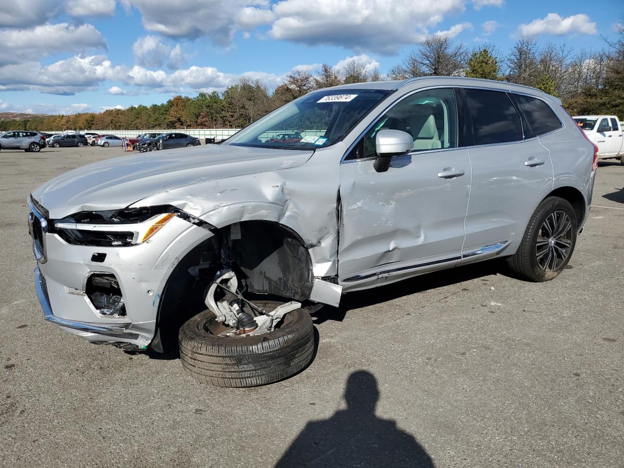 2022 Volvo XC60 VIN YV4062RL2N1075045