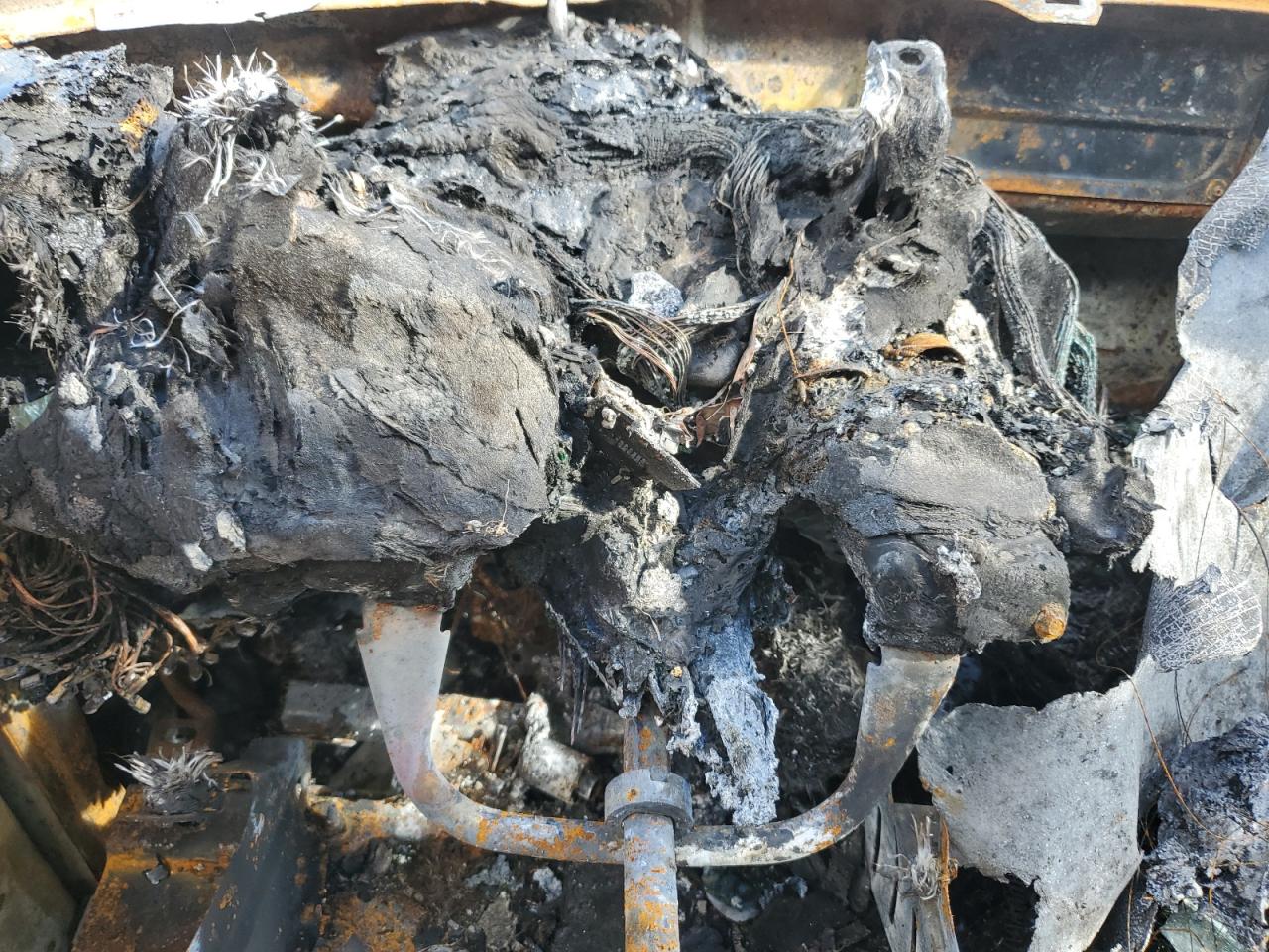 1999 Ford Ranger VIN 1FTYR14V9XPA56413 Copart auction photo, burn damage thumbnail 9