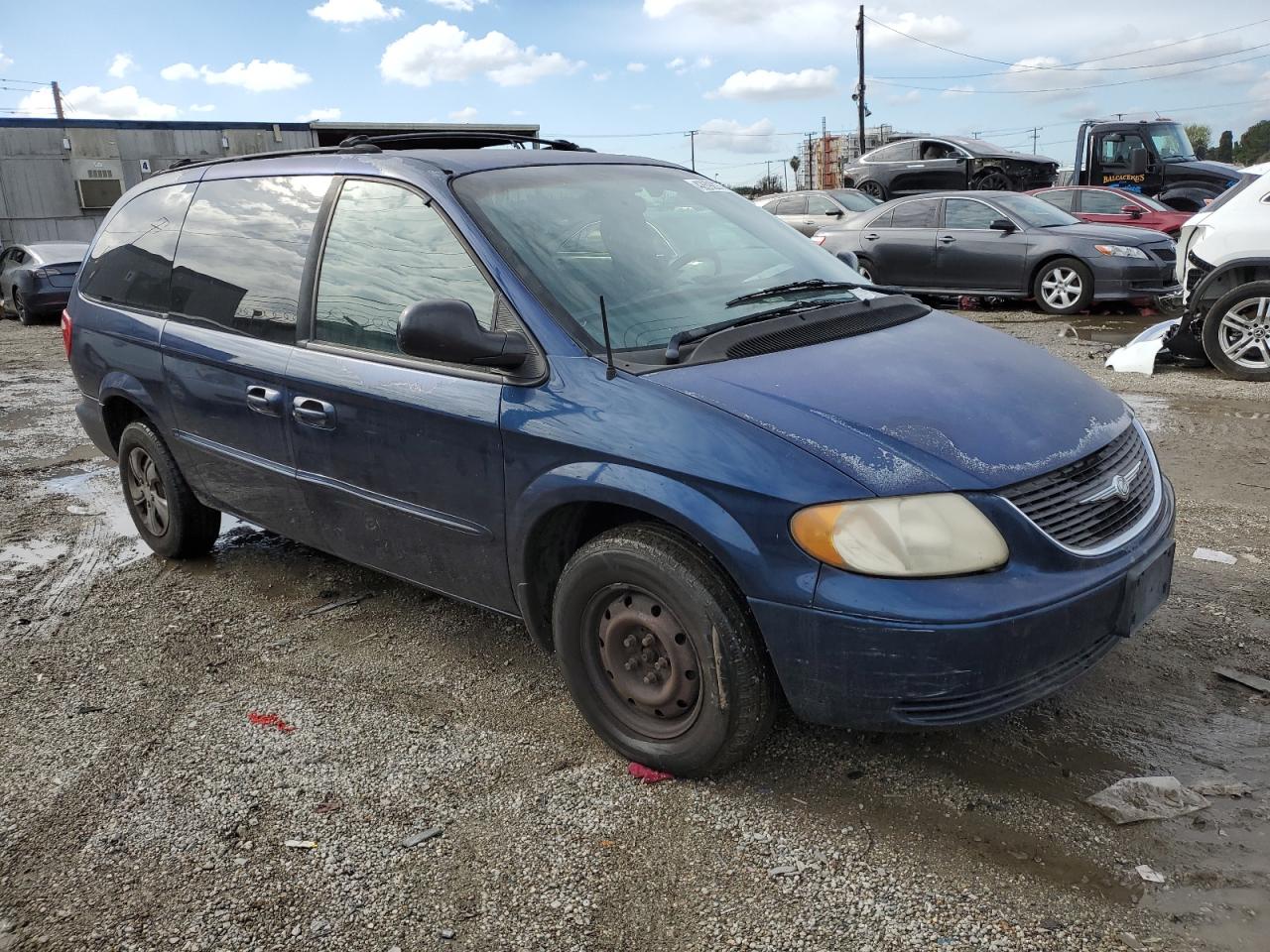 2002 Chrysler Town & Country VIN 2C4GP44322R663634 Copart auction photo, mechanical / rear end damage thumbnail 4