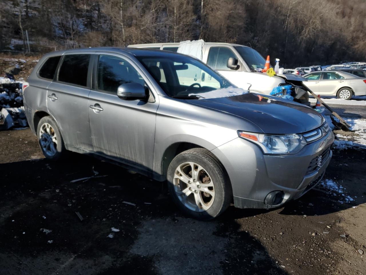 2014 Mitsubishi Outlander VIN JA4AZ3A3XEZ002744 Copart auction photo, side / rear end damage thumbnail 4