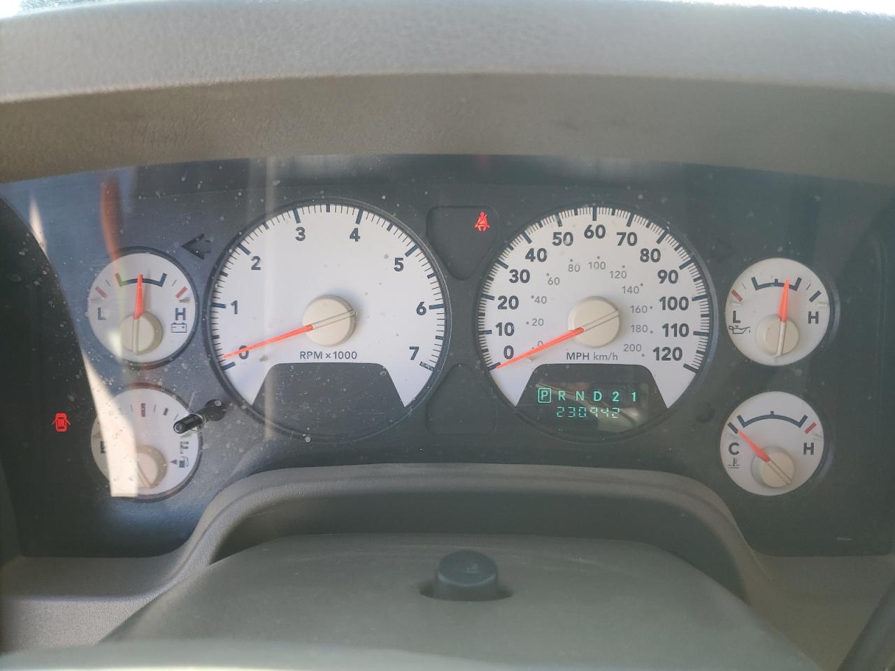 2006 Dodge RAM VIN 1D7HA18NX6S568328 Copart auction photo, front end / minor dent/scratches damage thumbnail 9