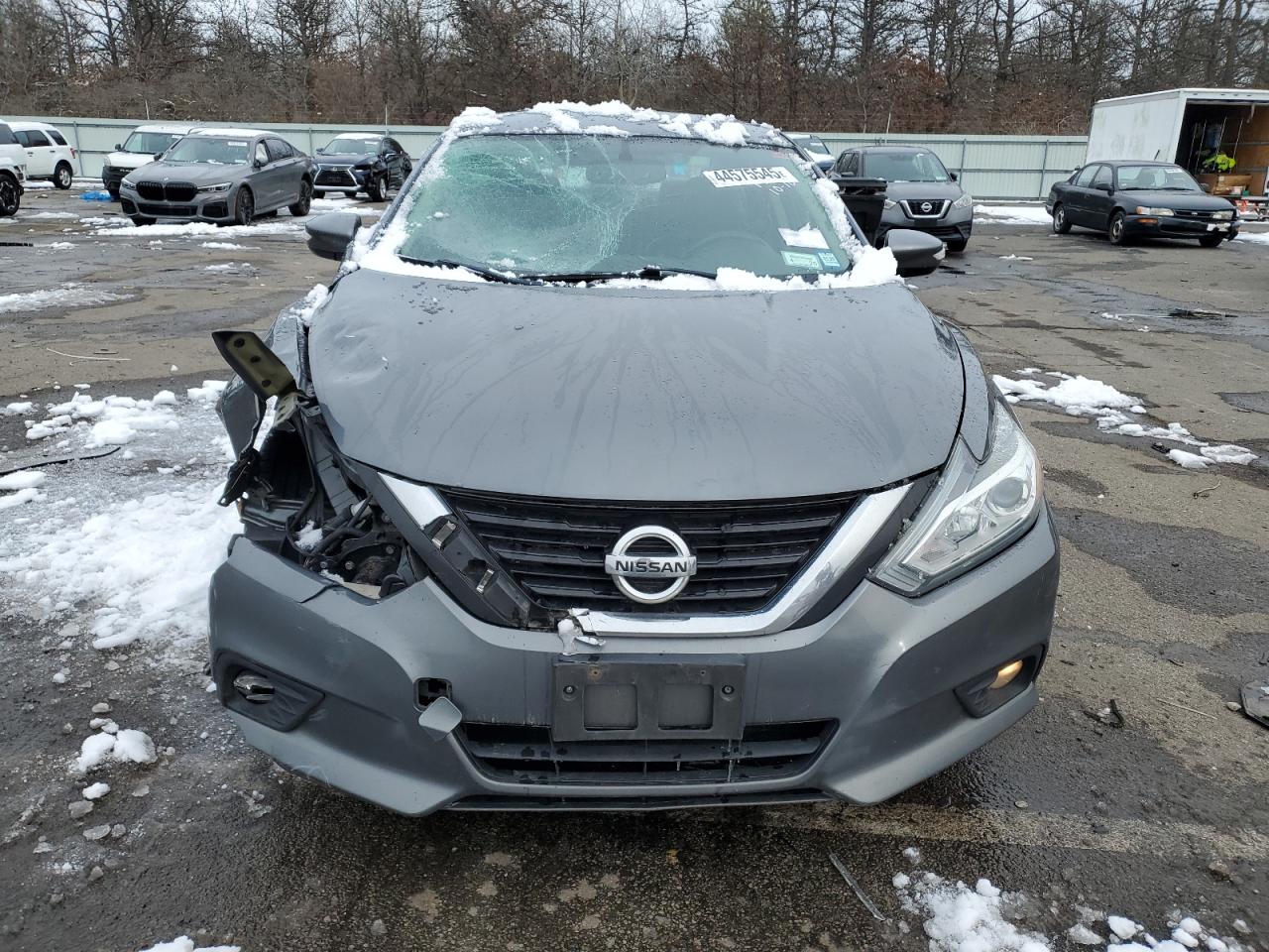2018 Nissan Altima VIN 1N4AL3AP8JC170203 Copart auction photo, front end / side damage thumbnail 5