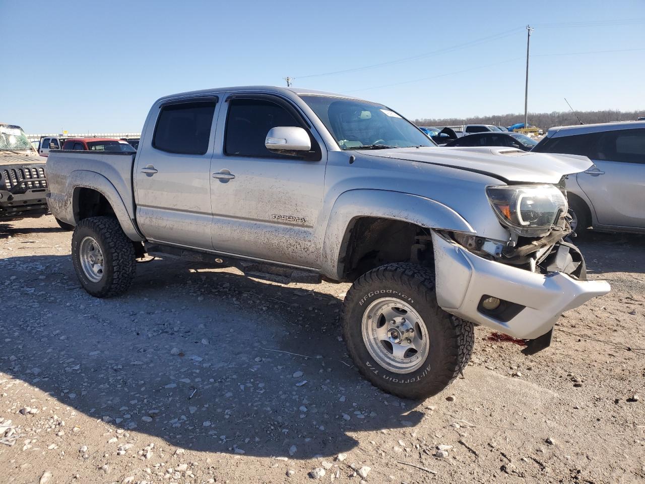 2012 Toyota Tacoma VIN 5TFLU4EN6CX047591 Copart auction photo, front end / side damage thumbnail 4