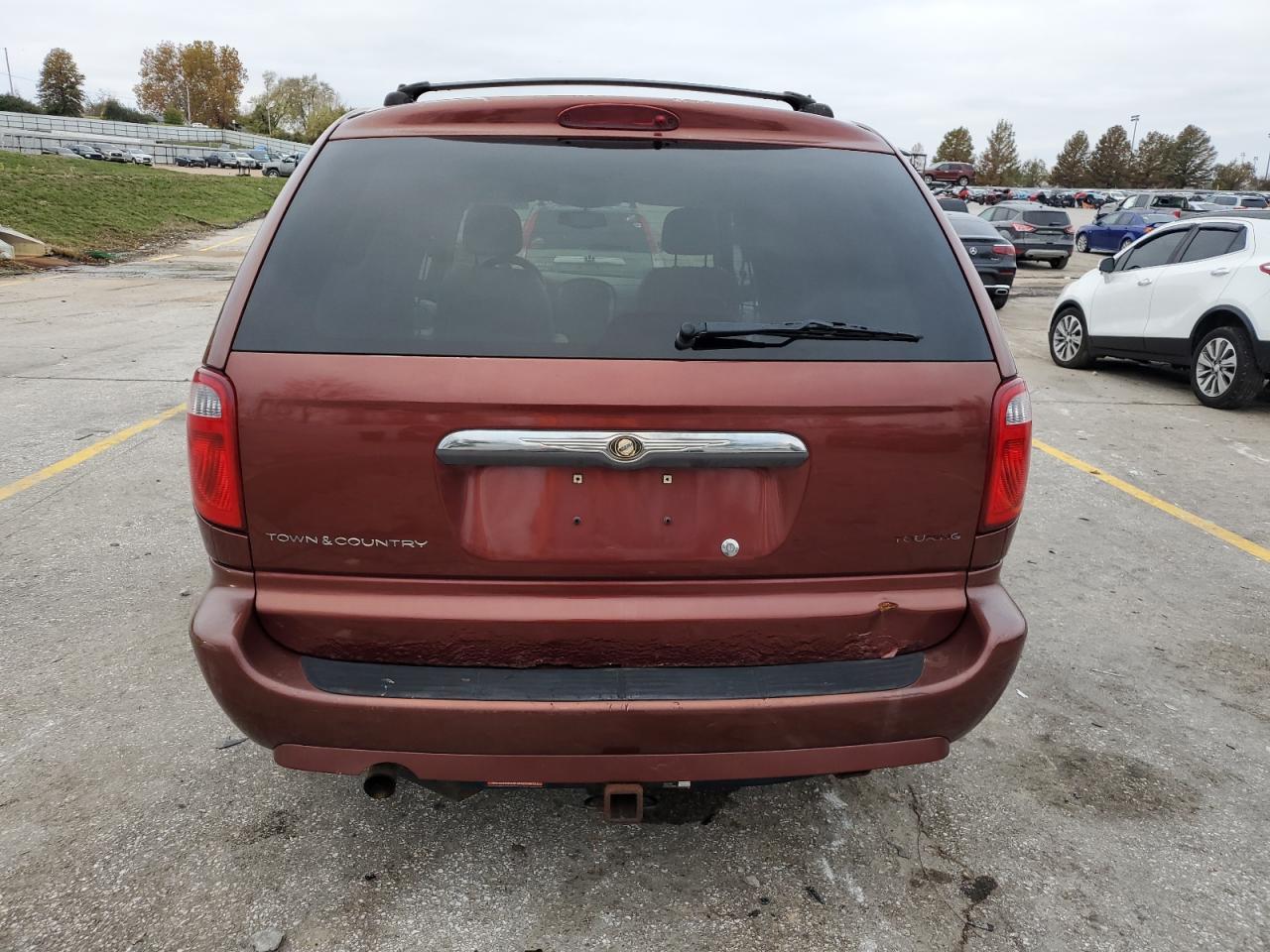 2007 Chrysler Town & Country VIN 2A4GP54L07R278578 Copart auction photo, side damage thumbnail 6