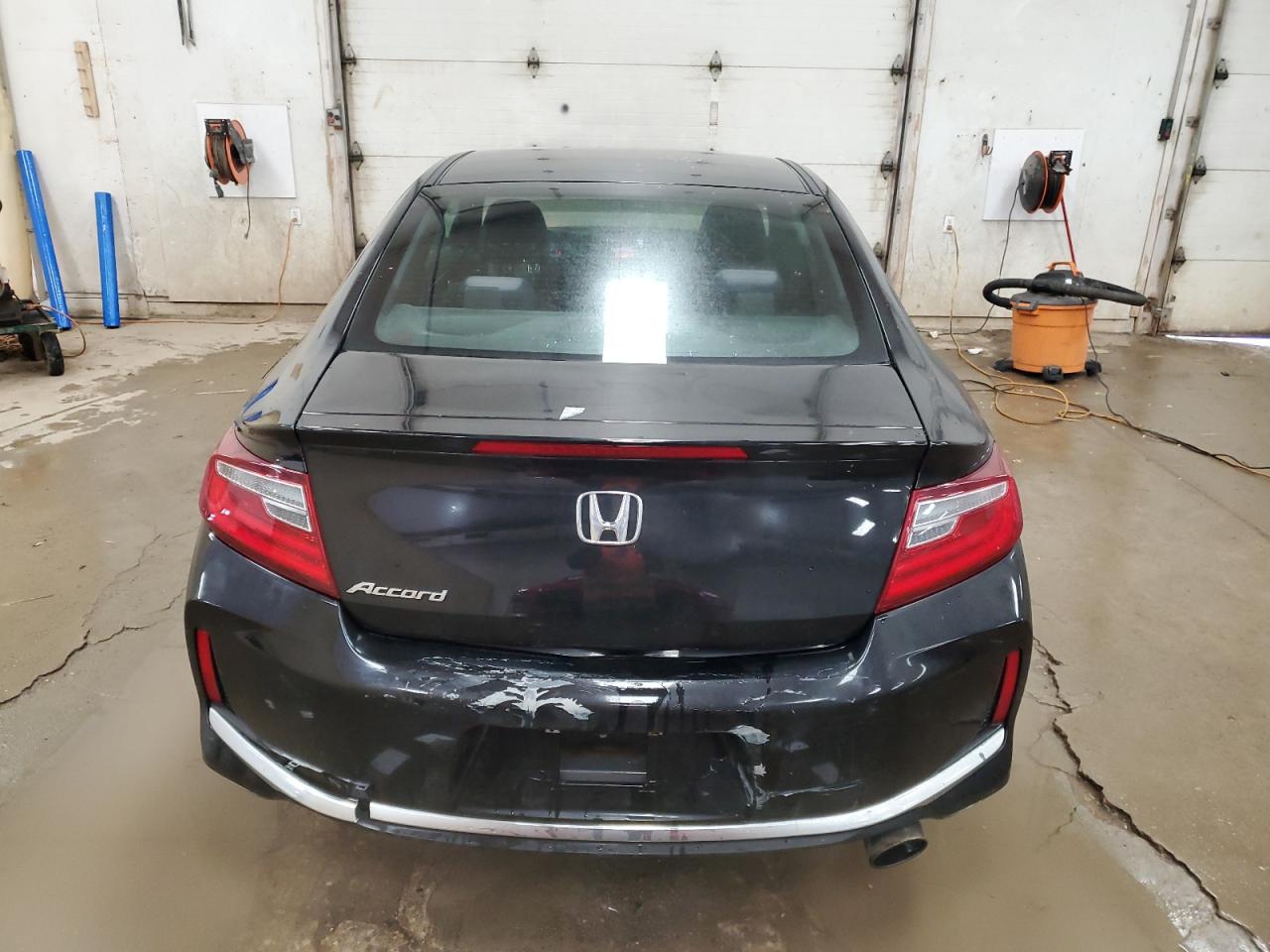2017 Honda Accord VIN 1HGCT1B33HA005234 Copart auction photo, rear end / front end damage thumbnail 6