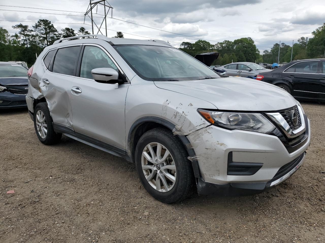2020 Nissan Rogue VIN KNMAT2MT1LP510736 Copart auction photo, all over / front end damage thumbnail 4