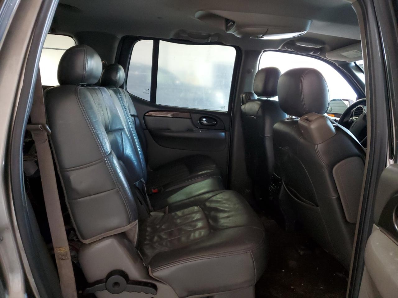 2004 GMC Envoy VIN 1GKET16S146222288 Copart auction photo, front end / side damage thumbnail 11