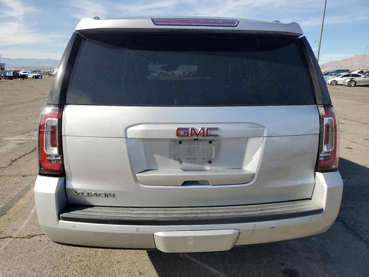2016 GMC Yukon VIN 1GKS1BKC3GR184949 Copart auction photo, front end damage thumbnail 6