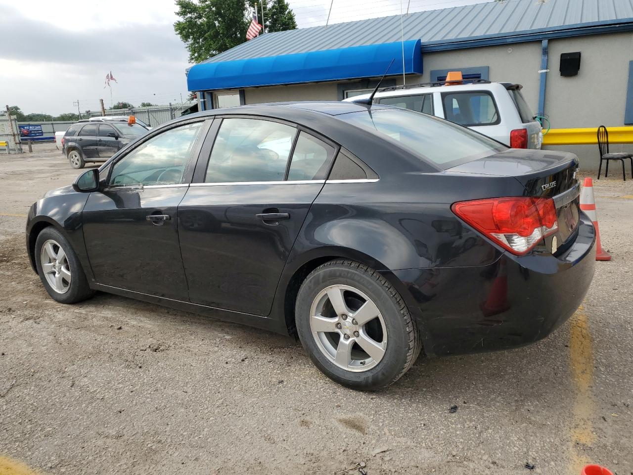 2014 Chevrolet Cruze VIN 1G1PC5SB0E7199172 Copart auction photo, side / mechanical damage thumbnail 2