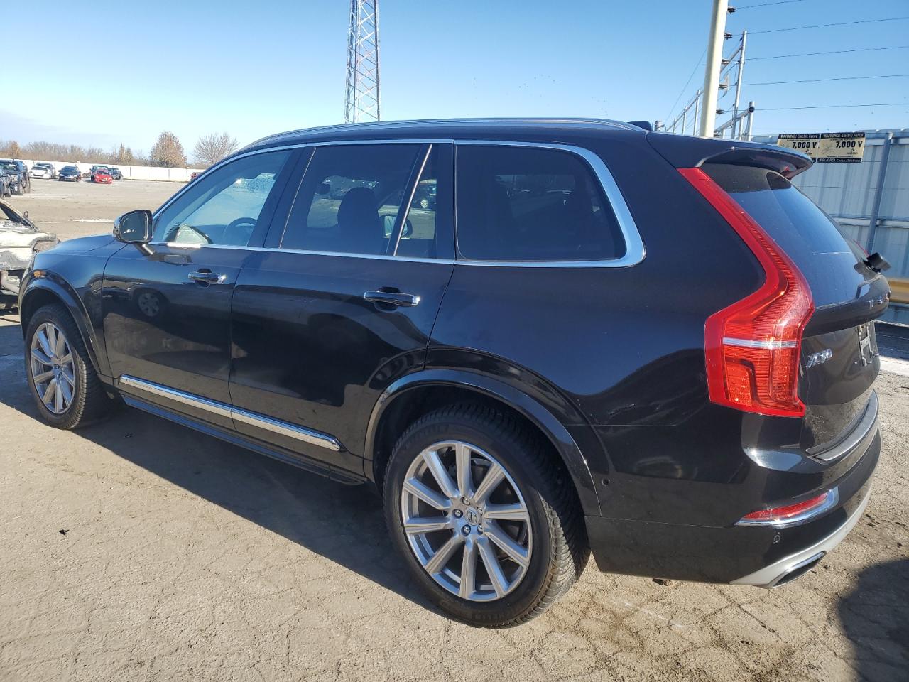 2016 Volvo XC90 VIN YV4A22PL0G1084333 Copart auction photo, water/flood / minor dent/scratches damage thumbnail 2
