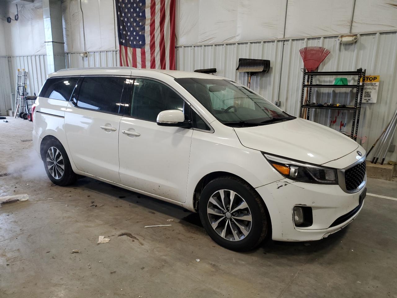 2018 KIA Sedona VIN KNDMC5C14J6389086 Copart auction photo, mechanical / front end damage thumbnail 4