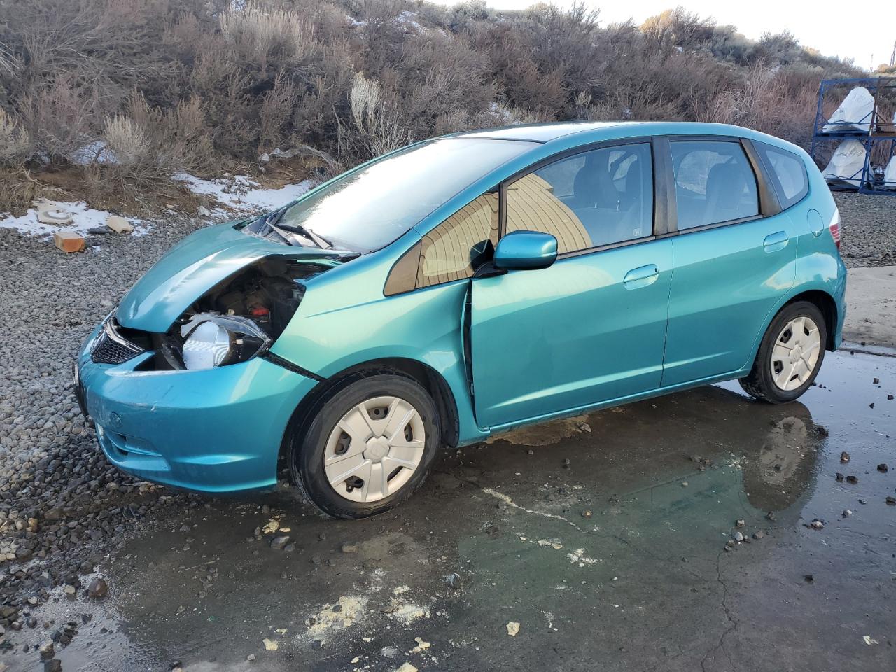 2013 Honda Fit VIN JHMGE8H39DC048354