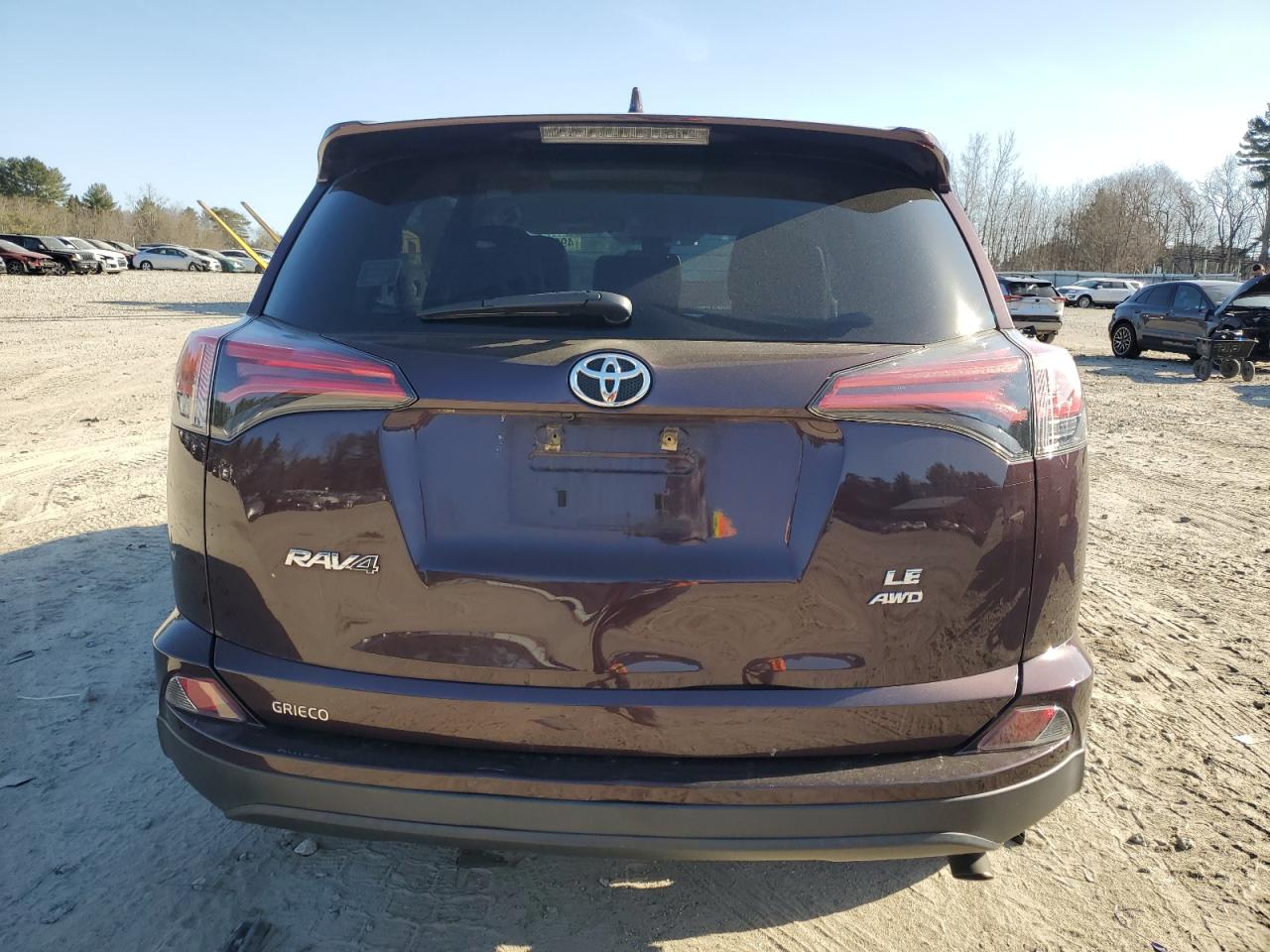2018 Toyota RAV 4 VIN 2T3BFREV7JW771326 Copart auction photo, front end / minor dent/scratches damage thumbnail 6