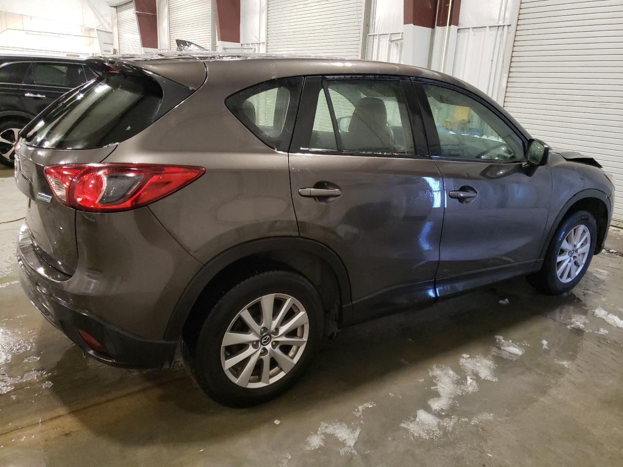 2016 Mazda CX-5 VIN JM3KE4BY9G0879973 Copart auction photo, front end / side damage thumbnail 3