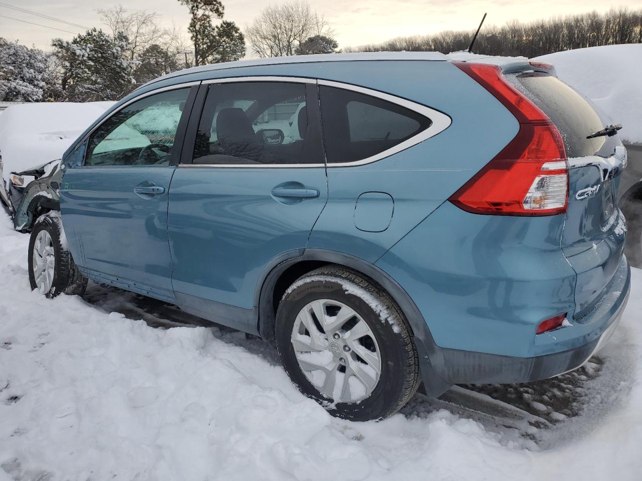 2015 Honda CR-V VIN 2HKRM3H71FH531833 Copart auction photo, front end / undercarriage damage thumbnail 2
