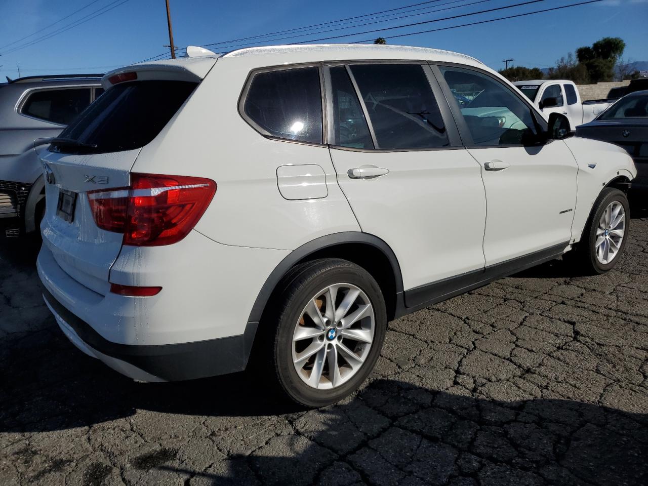 2017 BMW X3 VIN 5UXWZ7C59H0U47419 Copart auction photo, front end / side damage thumbnail 3