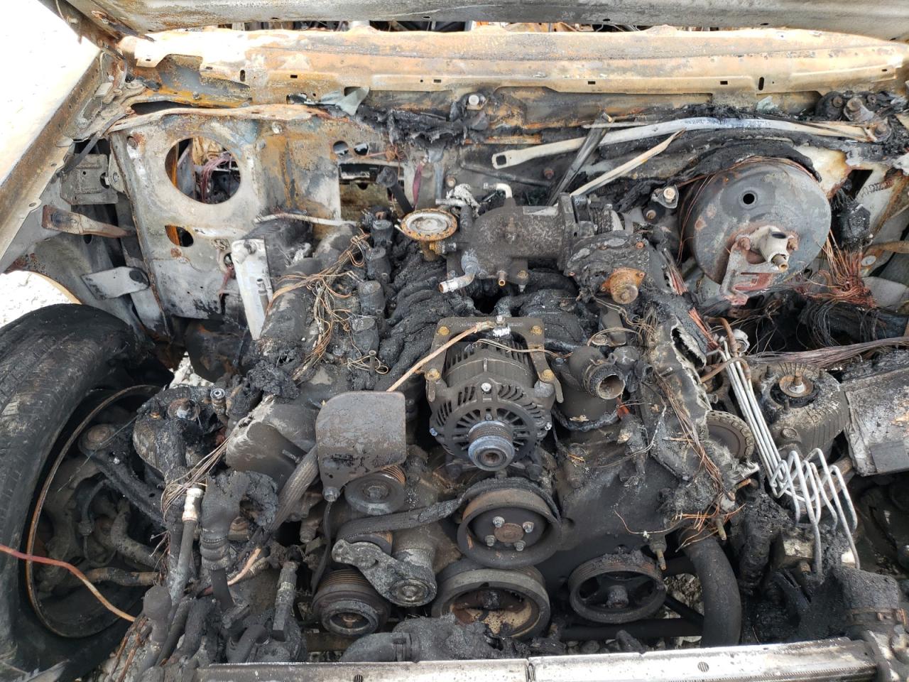 2011 Ford Crown Victoria VIN 2FABP7BV7BX169156 Copart auction photo, all over / burn damage thumbnail 11