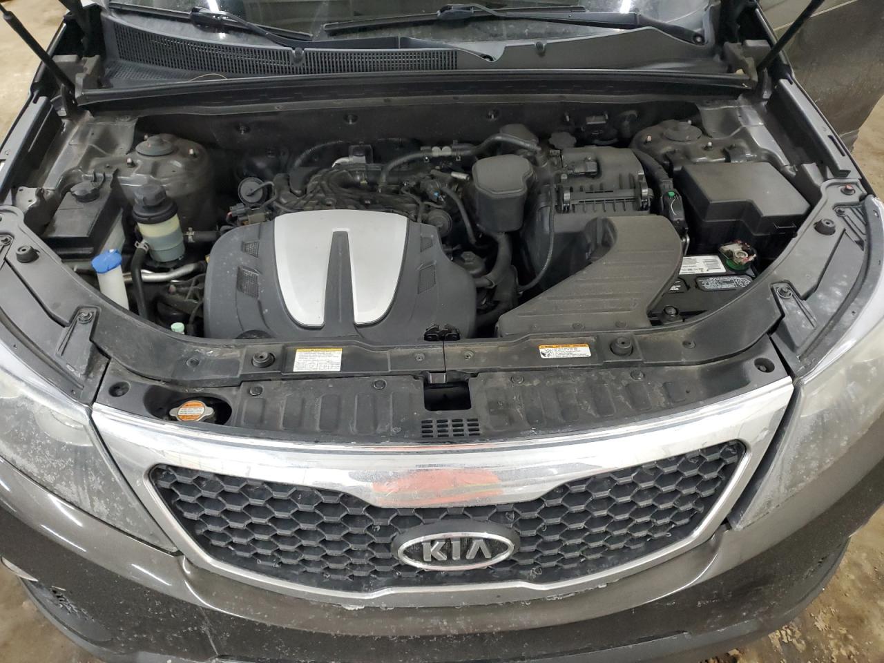 2012 KIA Sorento VIN 5XYKUDA29CG234253 Copart auction photo, front end / side damage thumbnail 14