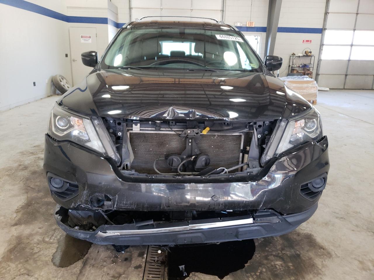 2019 Nissan Pathfinder VIN 5N1DR2MM3KC631774 Copart auction photo, front end damage thumbnail 5