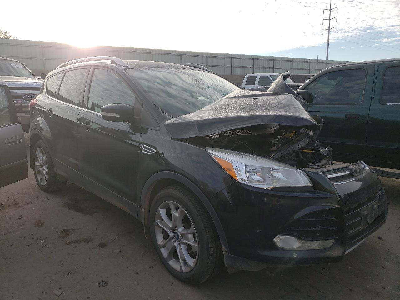 2014 Ford Escape VIN 1FMCU9J98EUD80297 Copart auction photo, front end damage thumbnail 4