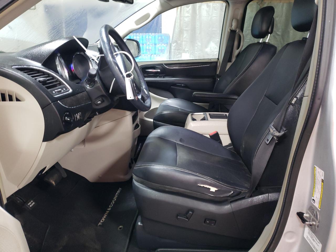 2011 Chrysler Town & Country VIN 2A4RR8DG3BR785281 Copart auction photo, front end damage thumbnail 7