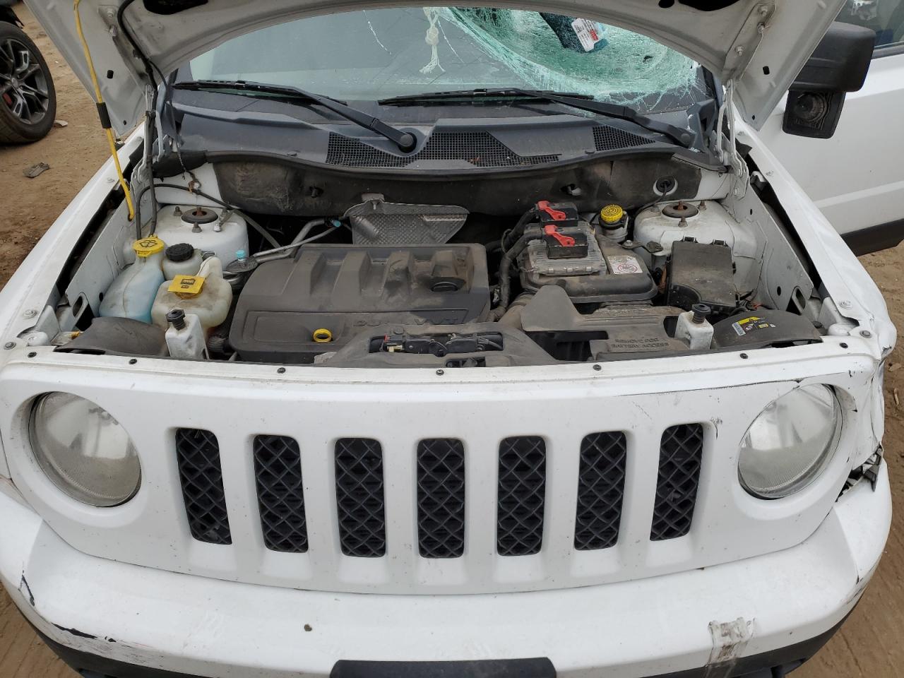 2014 Jeep Liberty (Patriot) VIN 1C4NJRFBXED514406 Copart auction photo, front end damage thumbnail 12