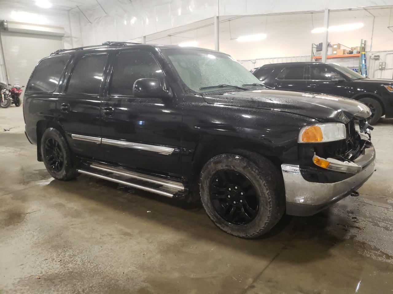 2002 GMC Yukon VIN 1GKEK13Z22R254246 Copart auction photo, front end damage thumbnail 4