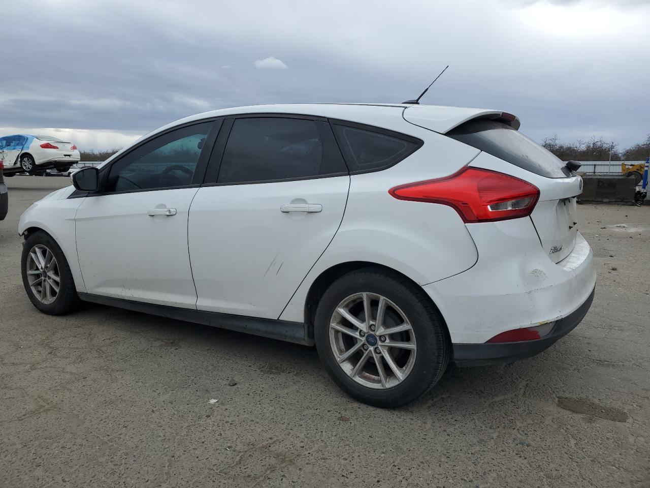 2017 Ford Focus VIN 1FADP3K28HL223903 Copart auction photo, front end damage thumbnail 2
