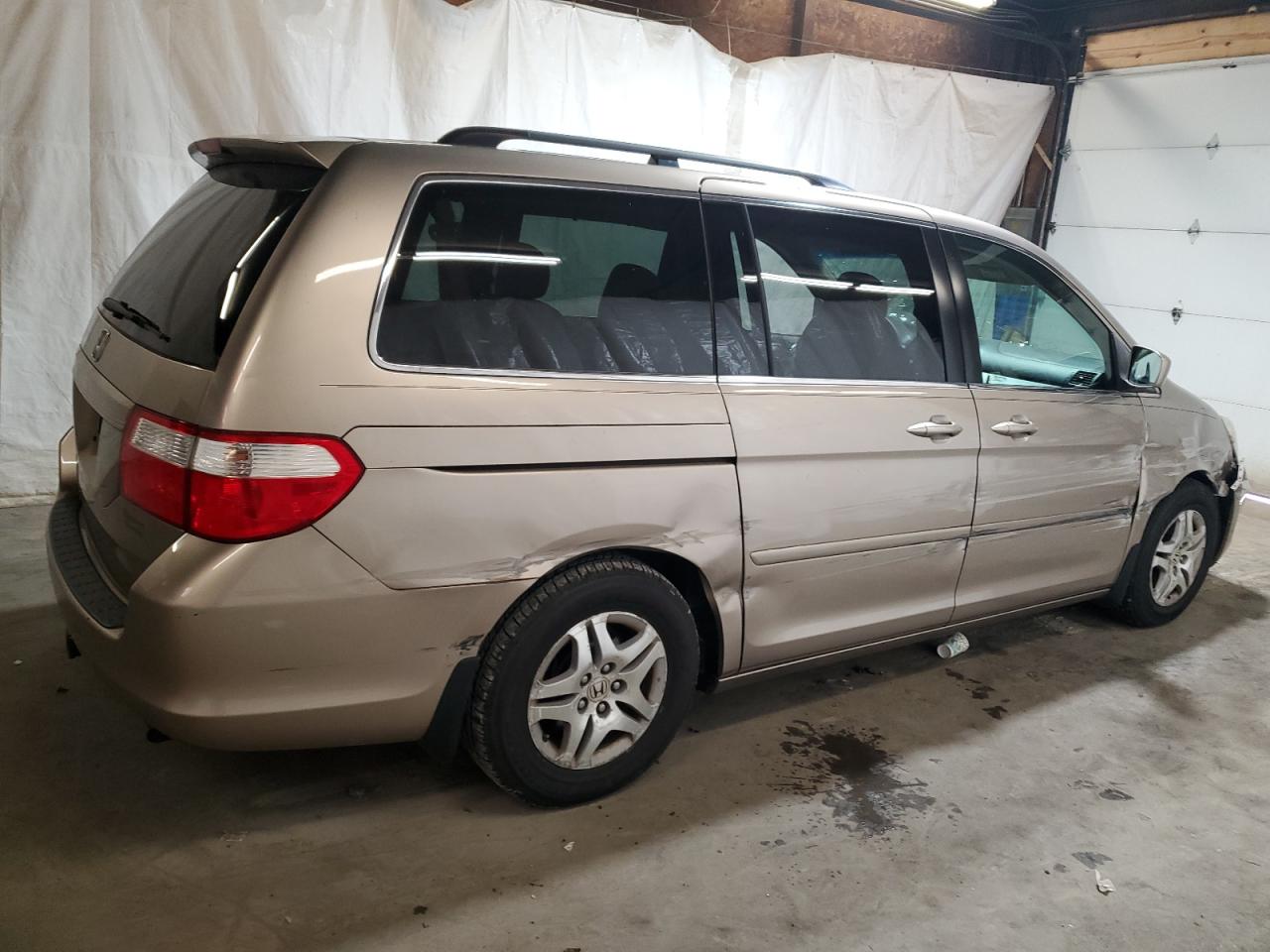 2007 Honda Odyssey VIN 5FNRL38417B080802 Copart auction photo, all over damage thumbnail 3