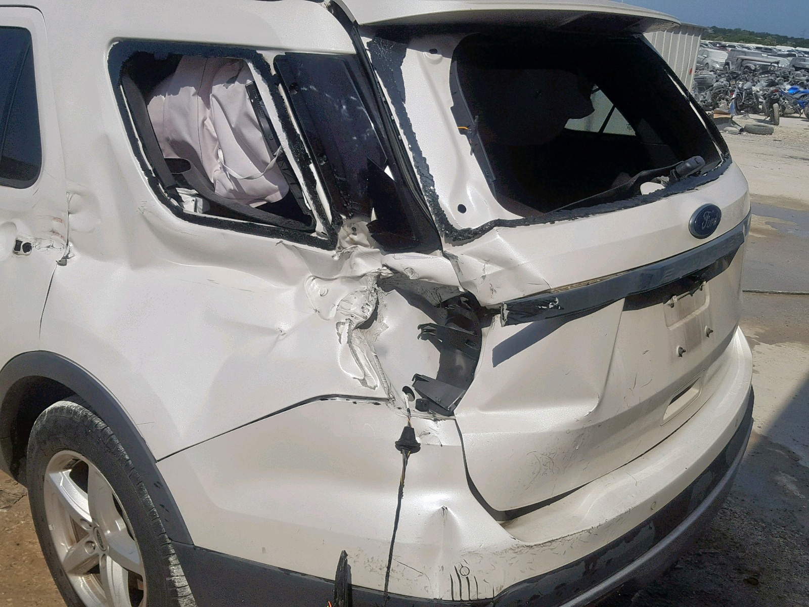 2016 Ford Explorer VIN 1FM5K8D87GGC94136 Copart auction photo, all over damage thumbnail 10