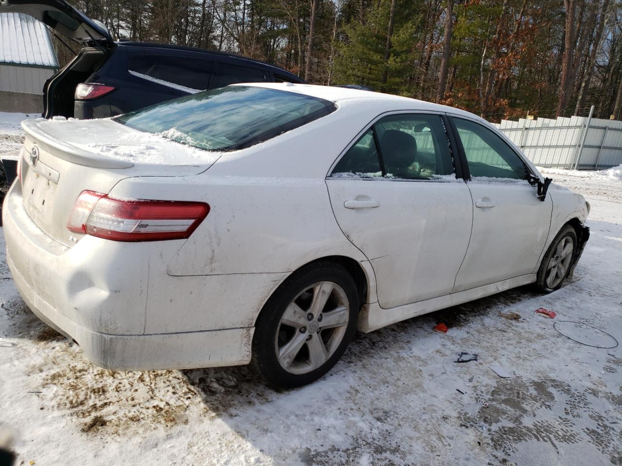 2011 Toyota Camry VIN 4T1BF3EK5BU736278 Copart auction photo, front end / side damage thumbnail 3