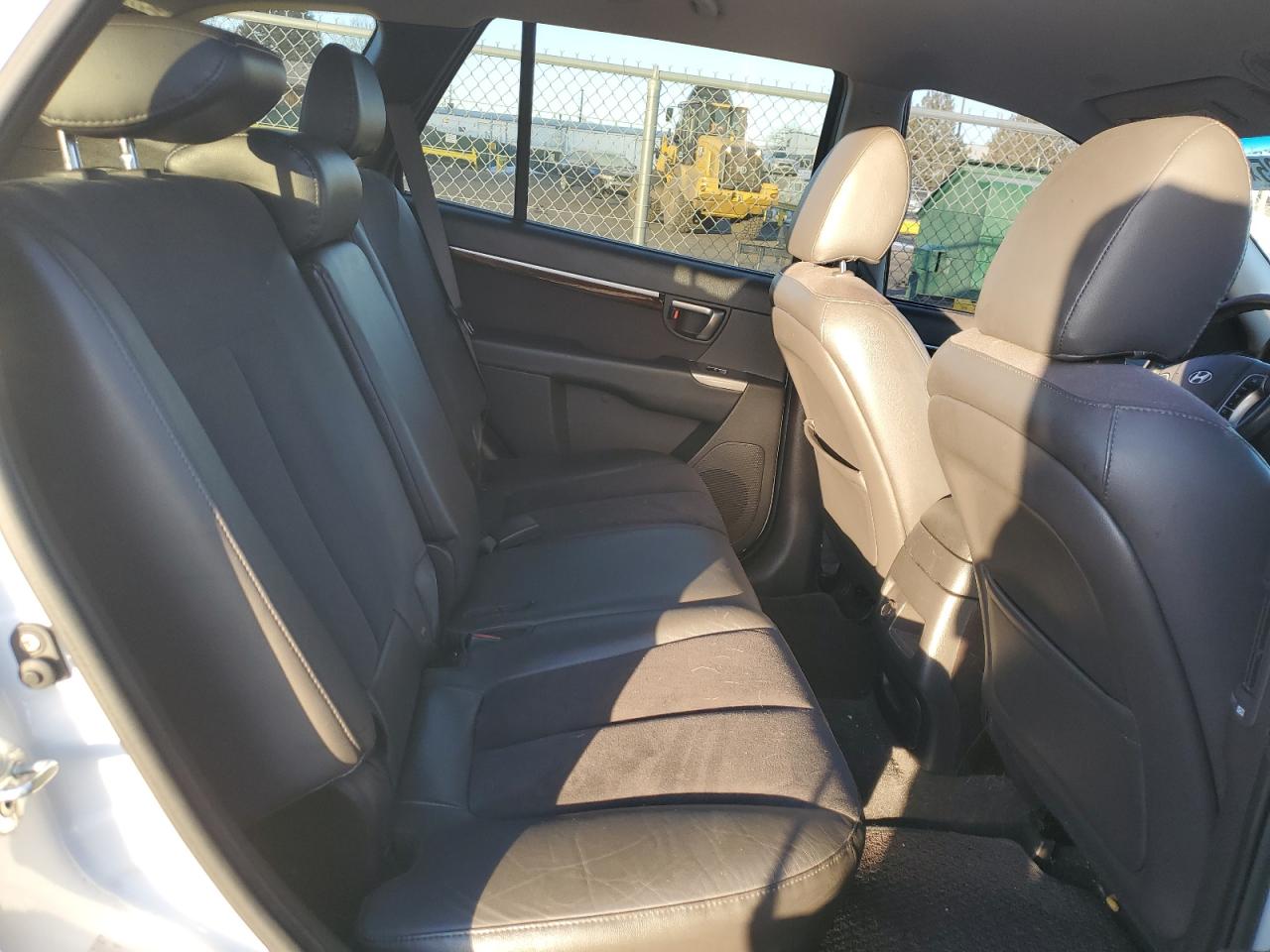 2010 Hyundai Santa Fe VIN 5NMSHDAG1AH343731 Copart auction photo, front end damage thumbnail 10