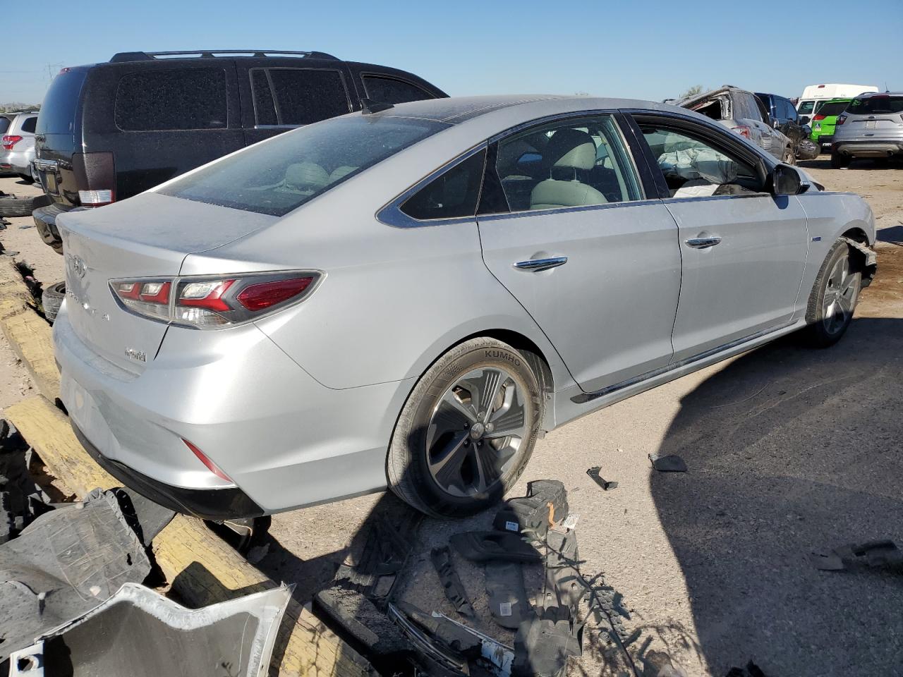 2019 Hyundai Sonata VIN KMHE34L3XKA090423 Copart auction photo, front end / mechanical damage thumbnail 3