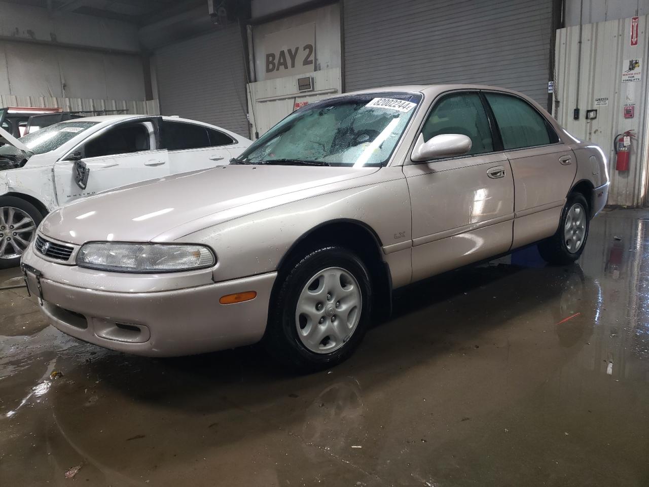 1993 Mazda 626 VIN 1YVGE22A5P5244672 - Copart auction photo