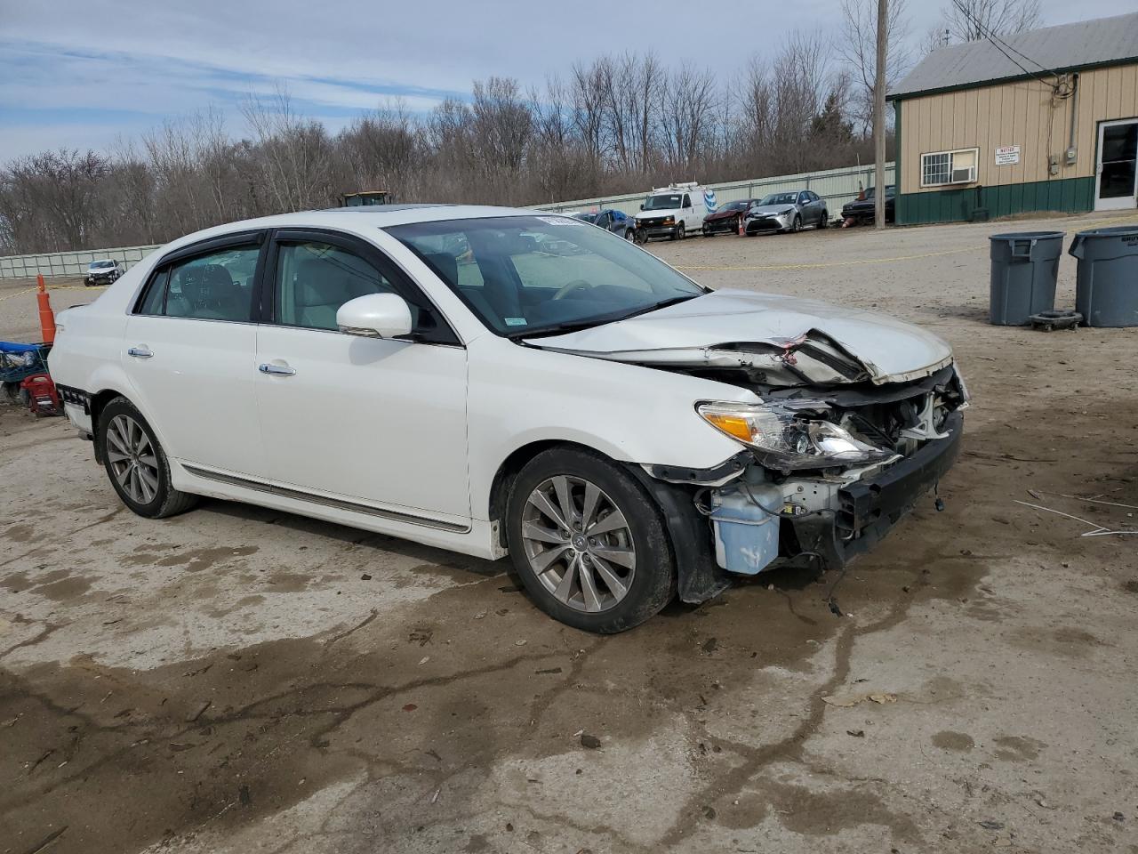 2011 Toyota Avalon VIN 4T1BK3DB2BU421709 Copart auction photo, rear end damage thumbnail 4