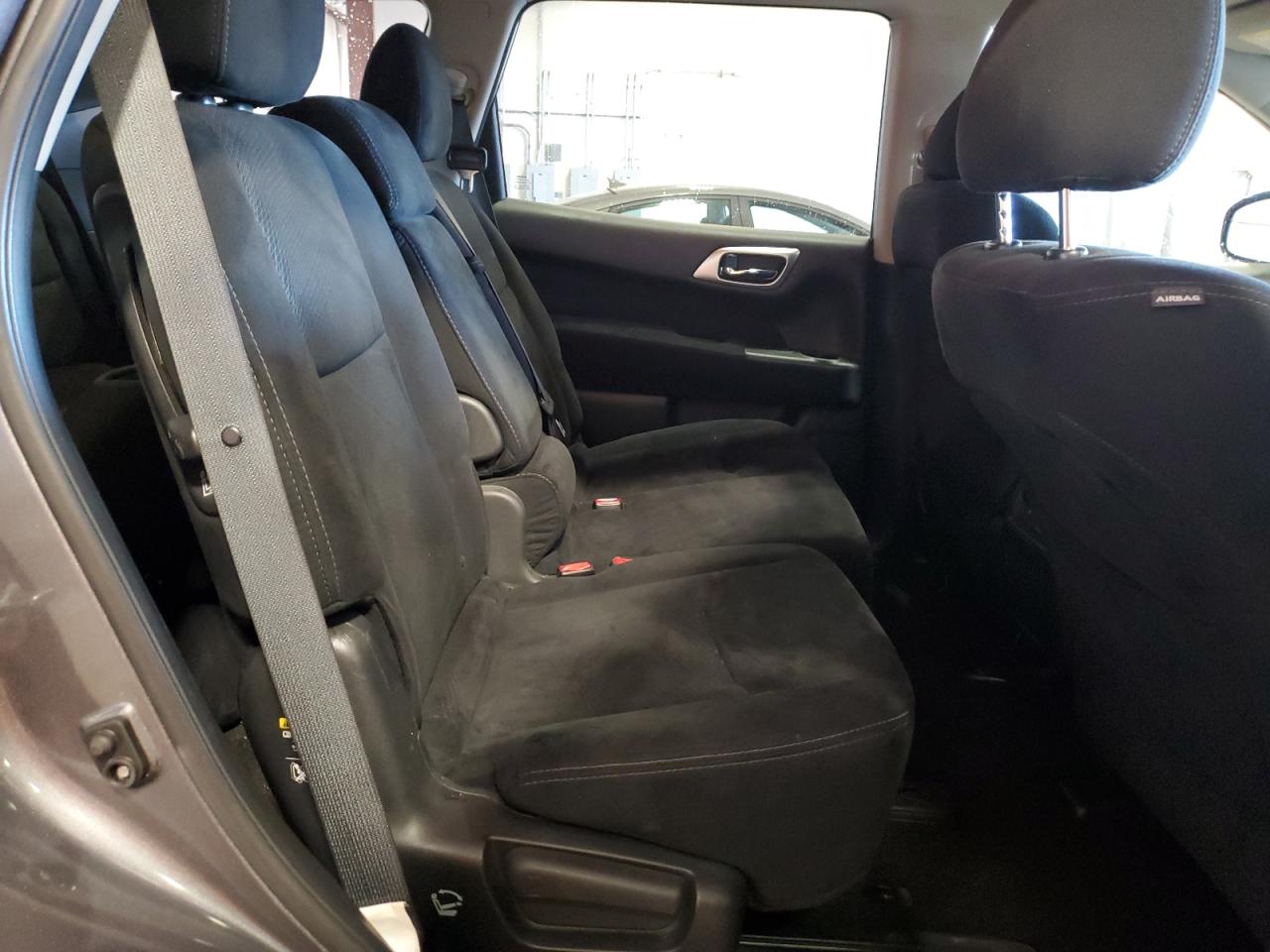 2016 Nissan Pathfinder VIN 5N1AR2MM5GC658467 Copart auction photo, rear end damage thumbnail 11