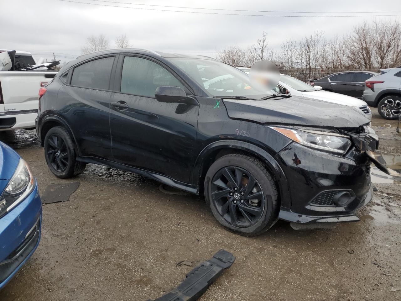 2021 Honda HR-V VIN 3CZRU6H17MM755073 Copart auction photo, front end / minor dent/scratches damage thumbnail 4
