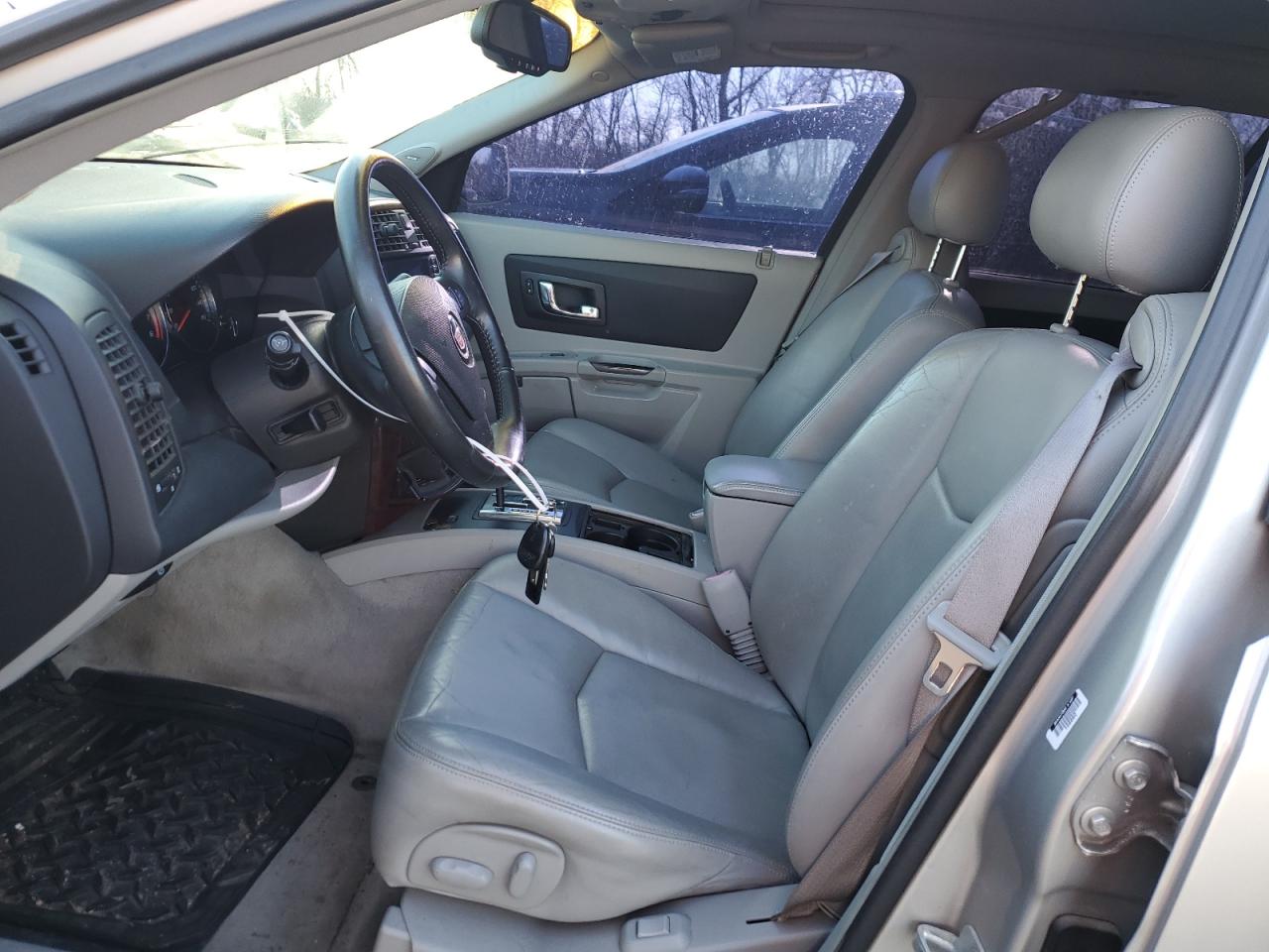 2006 Cadillac SRX VIN 1GYEE637860198428 Copart auction photo, rear end damage thumbnail 7
