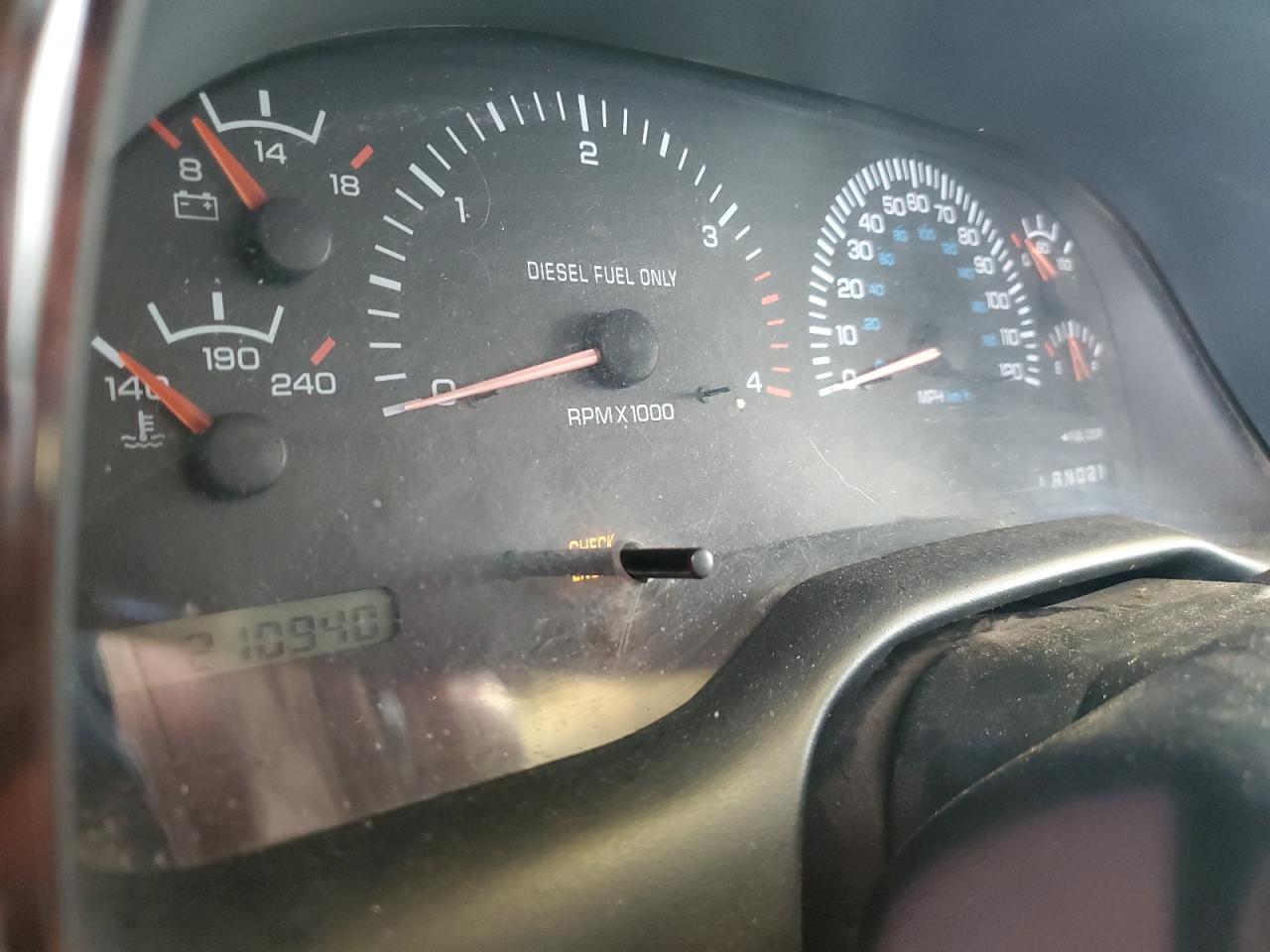 1998 Dodge RAM VIN 1B7KF2368WJ205295 Copart auction photo, vandalism damage thumbnail 9