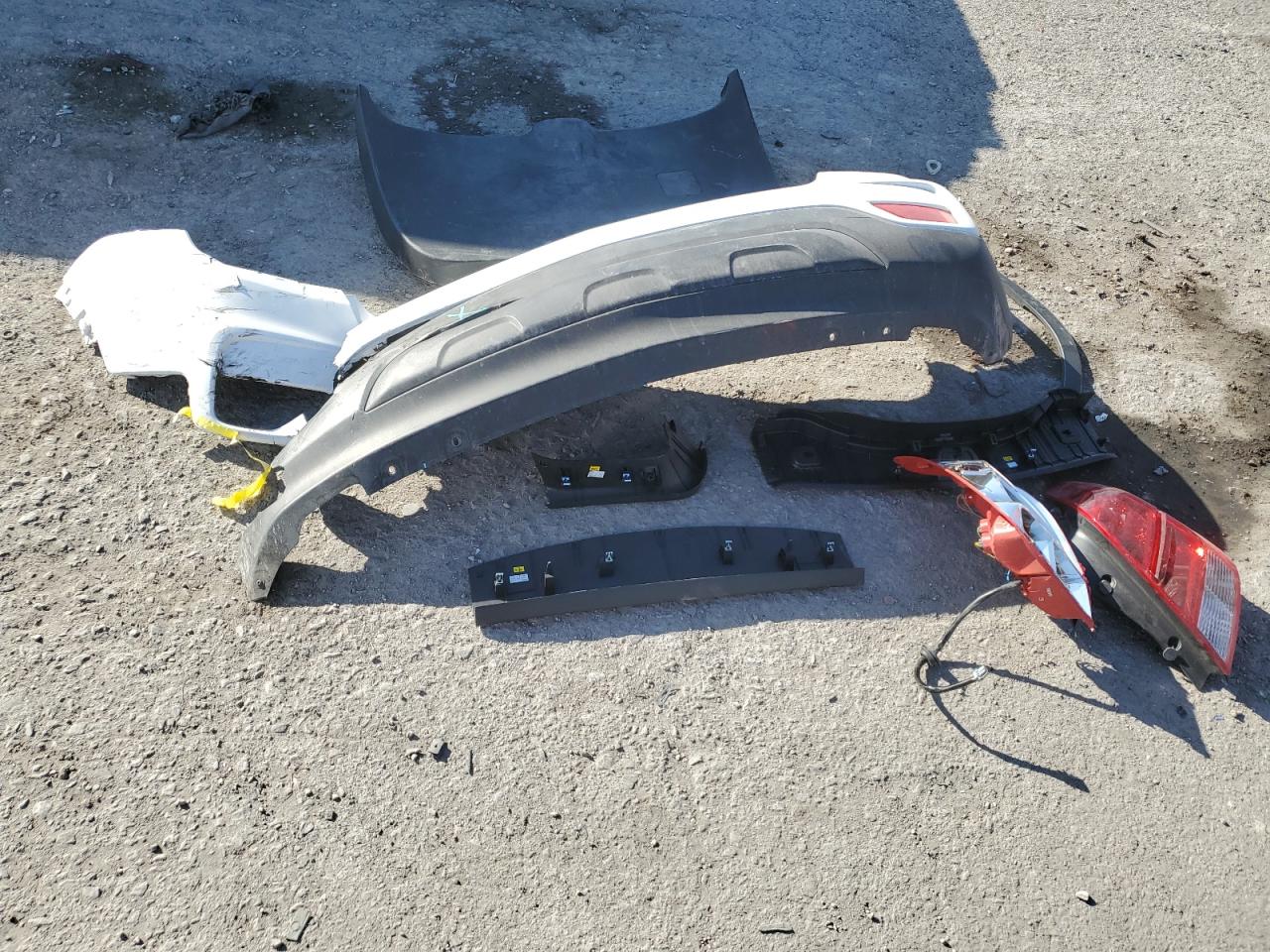 2020 Chevrolet Trax VIN KL7CJKSB6LB055949 Copart auction photo, rear end / front end damage thumbnail 15