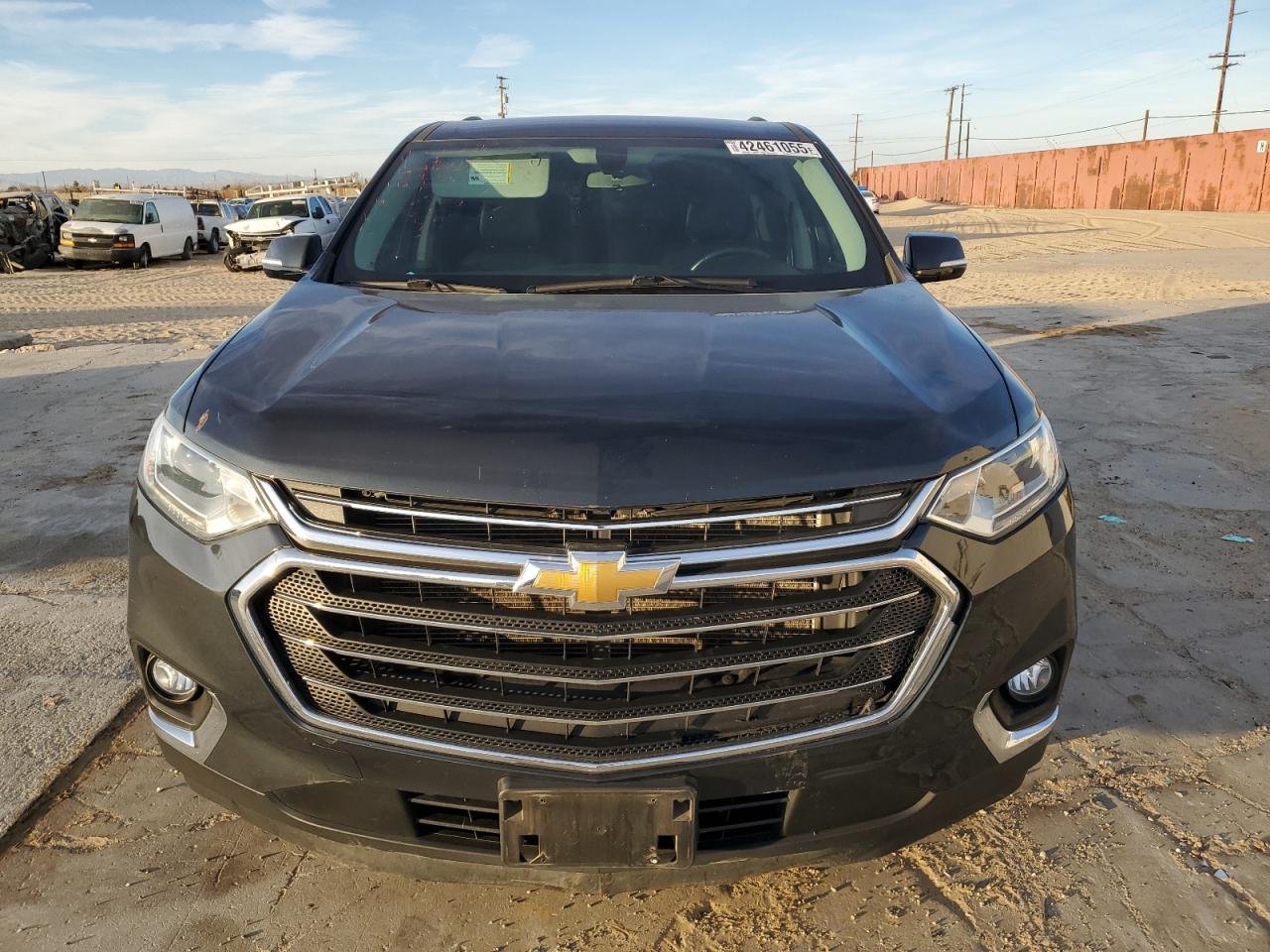 2020 Chevrolet Traverse VIN 1GNERHKWXLJ325613 Copart auction photo, rear end / side damage thumbnail 5