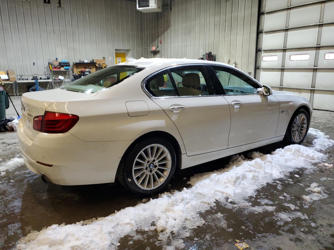 2013 BMW 5er VIN WBAFU7C56DDU75405 Copart auction photo, front end damage thumbnail 3