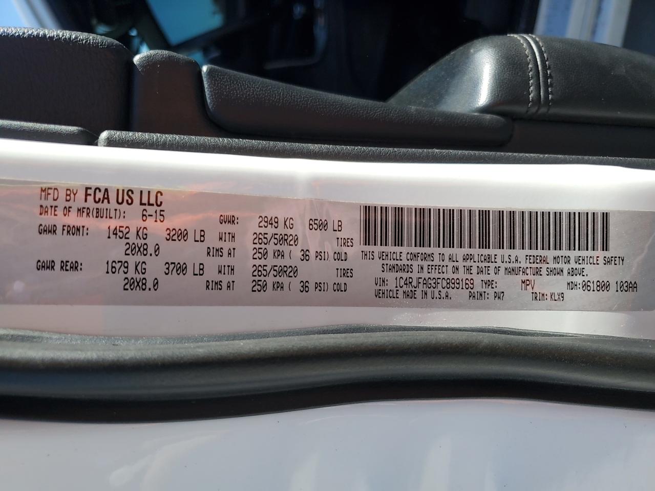 2015 Jeep Grand Cherokee VIN 1C4RJFAG3FC899169 Copart auction photo, front end / minor dent/scratches damage thumbnail 15