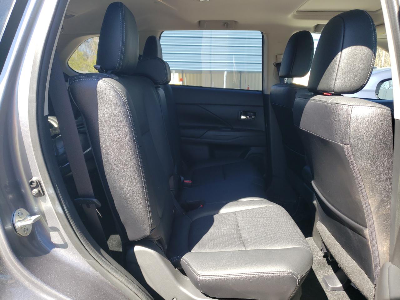 2017 Mitsubishi Outlander VIN JA4JZ4AX5HZ003300 Copart auction photo, front end damage thumbnail 11